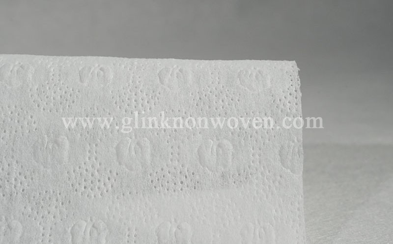 3D perforated nonwoven material